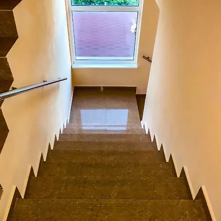 Slav בית הארחה וארנה