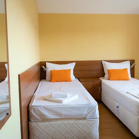 בית הארחה Slav