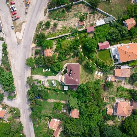 בית הארחה Slav וארנה